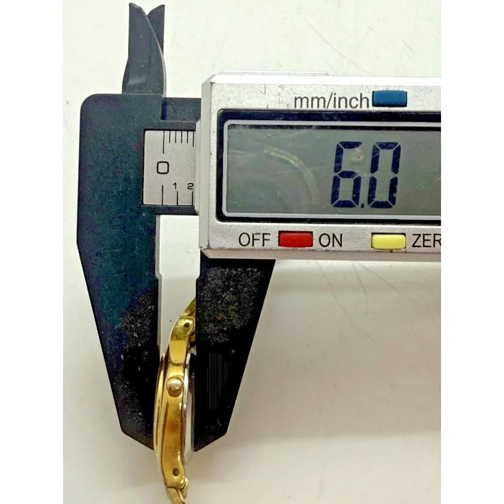 Vtg Citizen CQ Women's Watch Black Dial Gold Tone Oval 5930-S25350 17mm Dainty
